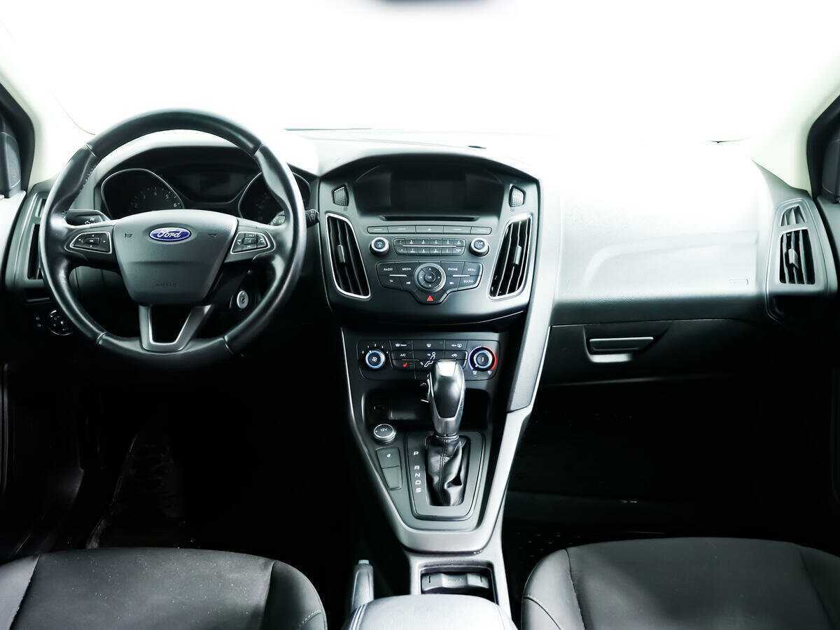 Купить Ford Focus с пробегом. Фото: #10