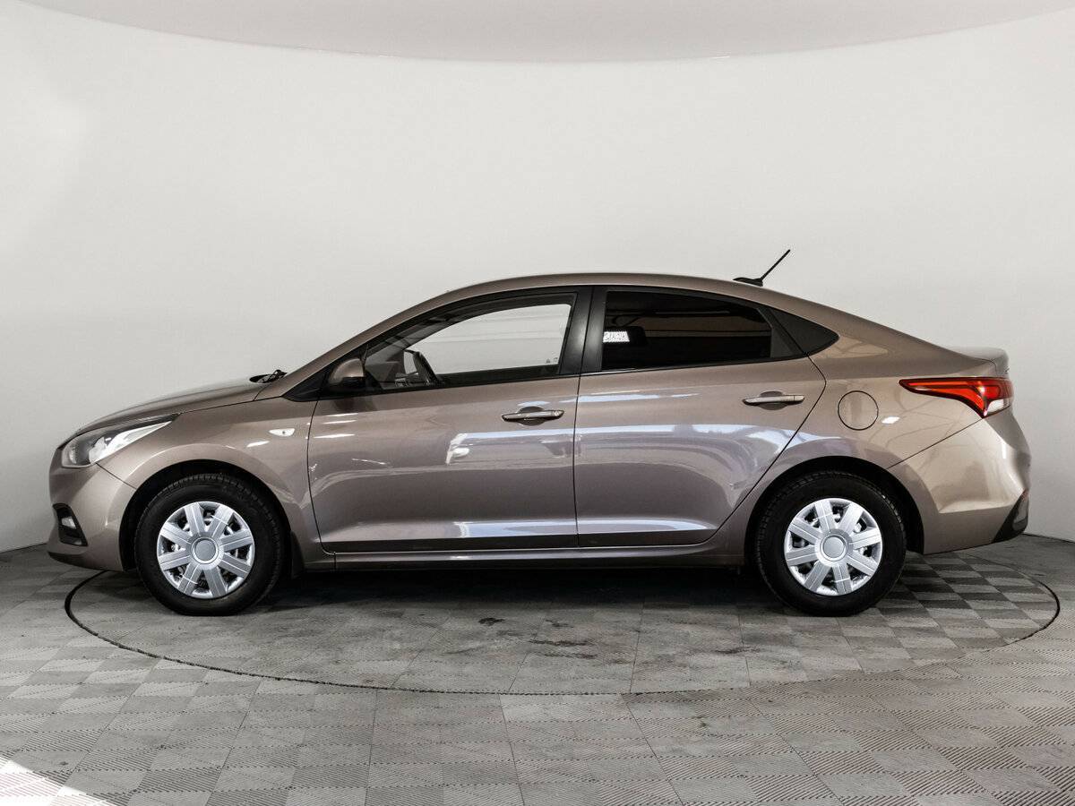 Купить Hyundai Solaris с пробегом. Фото: #7