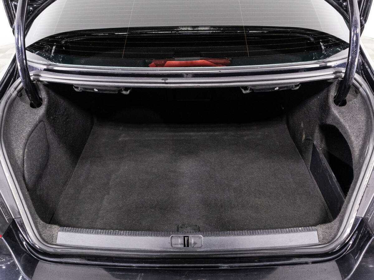 Купить Volkswagen Passat CC с пробегом. Фото: #14
