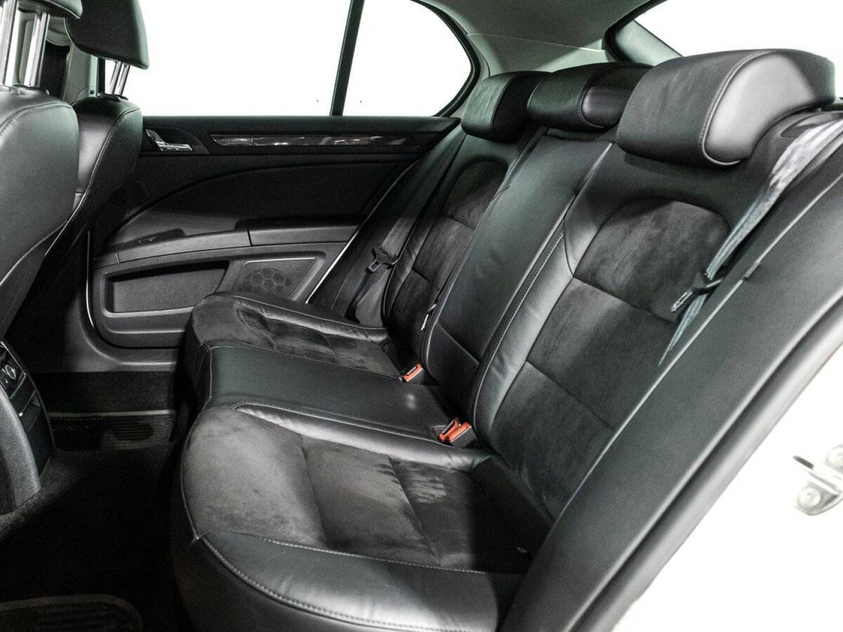 Купить Skoda Superb с пробегом. Фото: #9