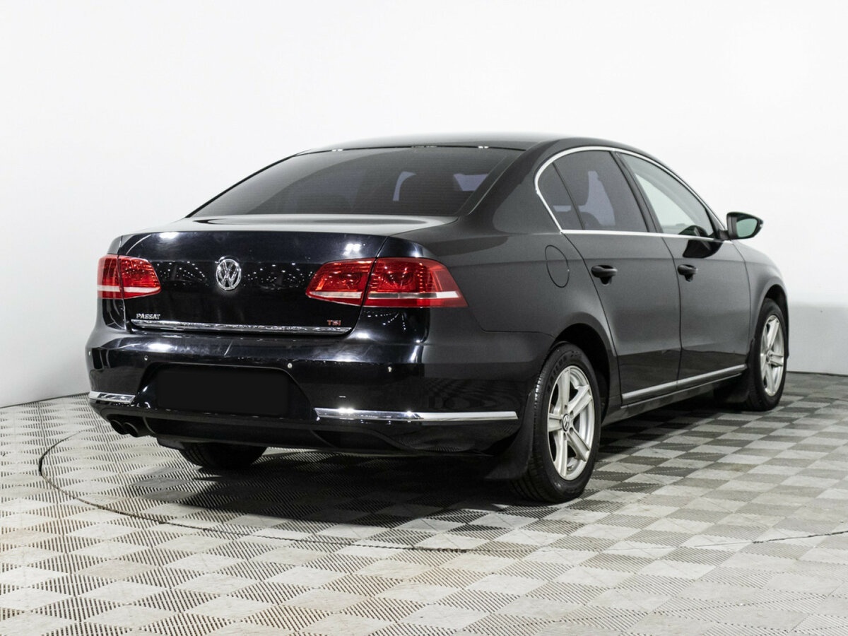 Купить Volkswagen Passat с пробегом. Фото: #3