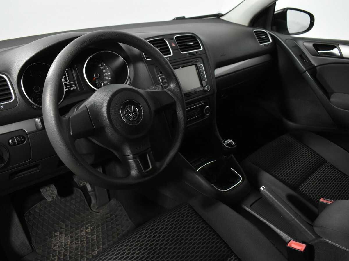 Купить Volkswagen Golf с пробегом. Фото: #8