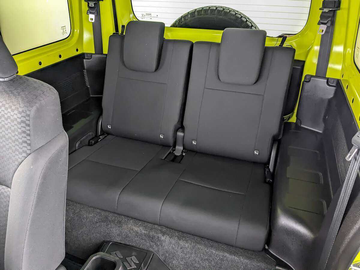 Купить Suzuki Jimny с пробегом. Фото: #9