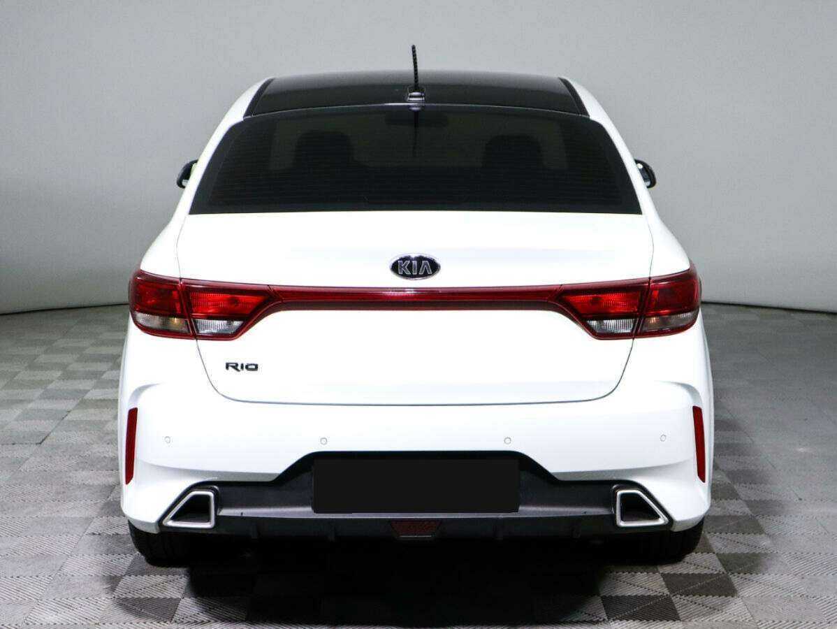 Купить Kia Rio с пробегом. Фото: #4