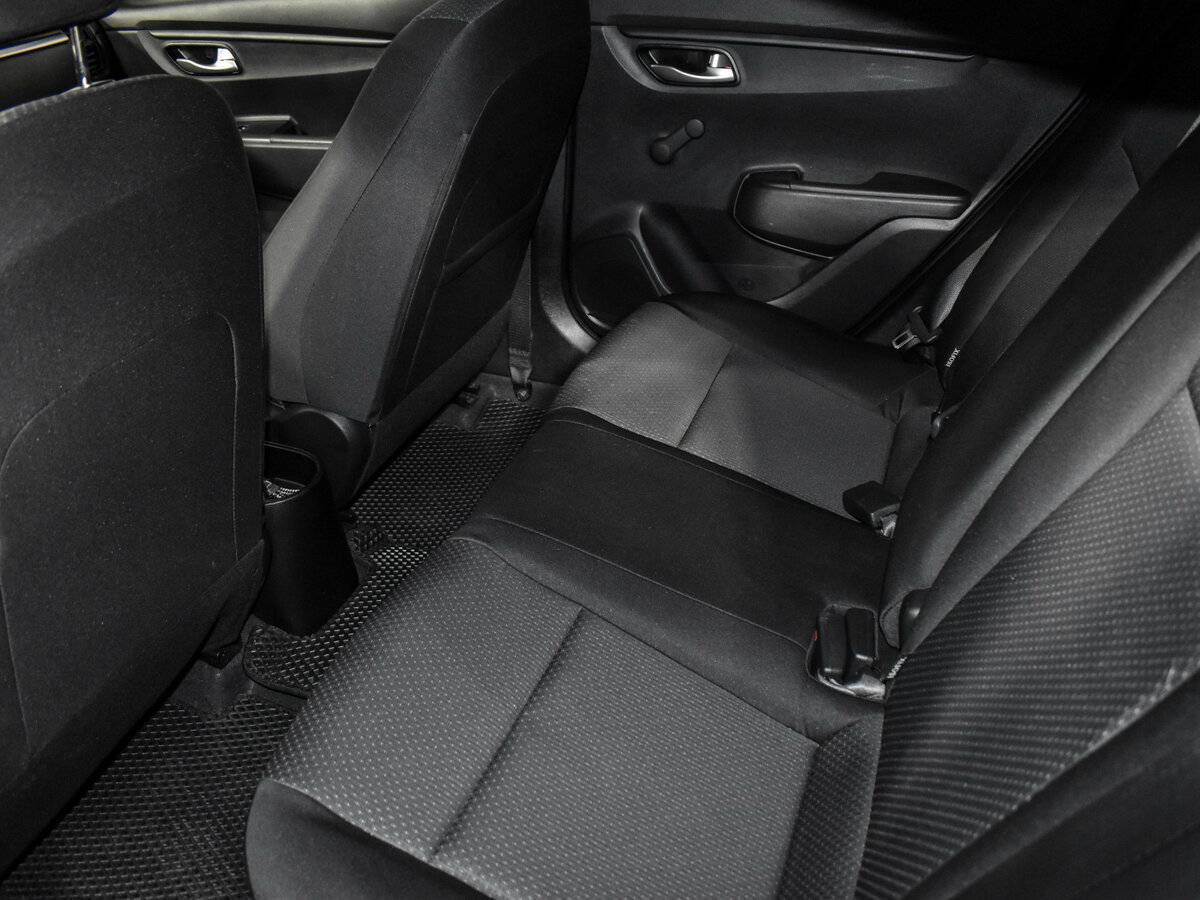 Купить Kia Rio с пробегом. Фото: #10