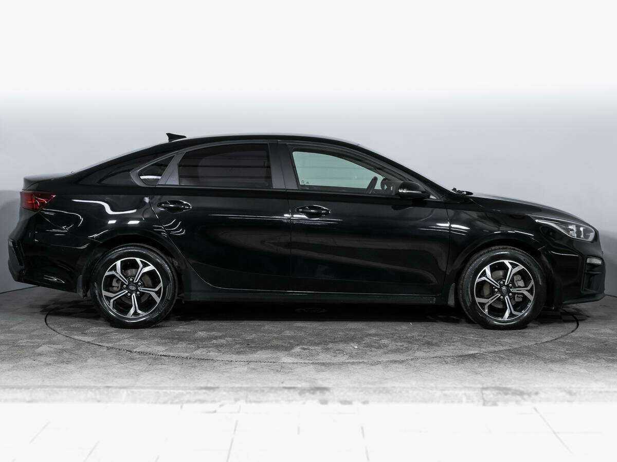 Купить Kia Cerato с пробегом. Фото: #3