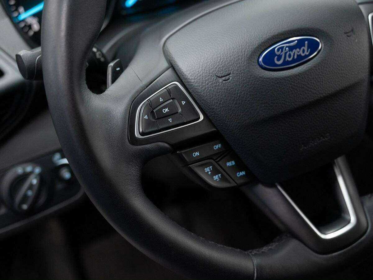Купить Ford Kuga с пробегом. Фото: #18