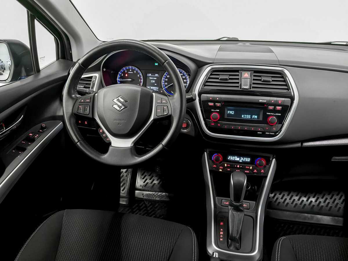 Купить Suzuki SX4 с пробегом. Фото: #27
