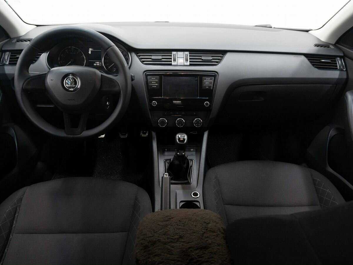 Купить Skoda Octavia с пробегом. Фото: #13