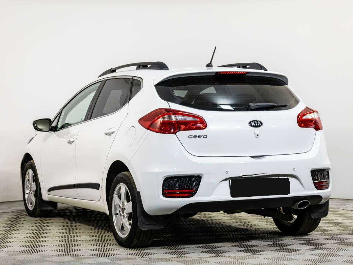 Купить Kia Ceed с пробегом. Фото: #5