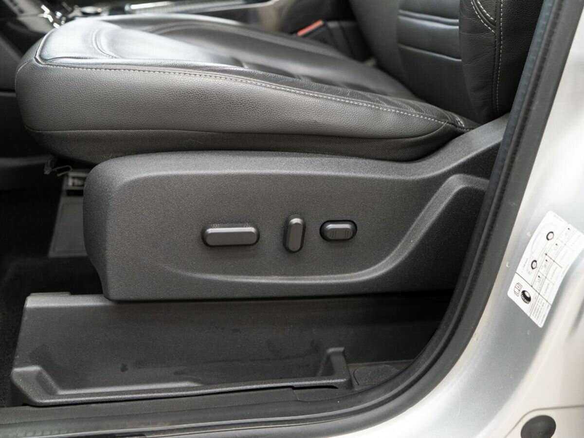 Купить Ford Kuga с пробегом. Фото: #16