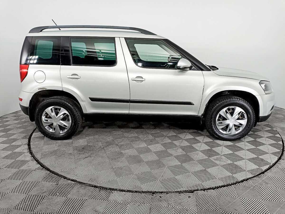 Купить Skoda Yeti с пробегом. Фото: #3