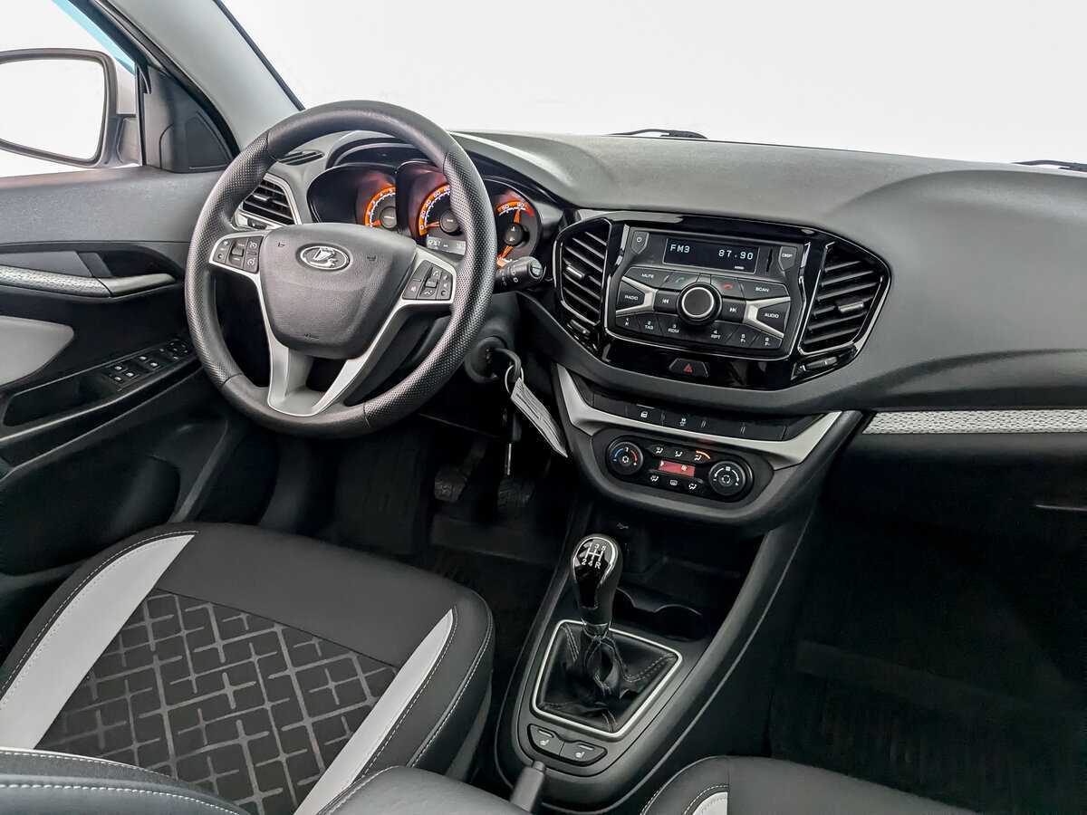 Купить Lada (ВАЗ) Vesta с пробегом. Фото: #21