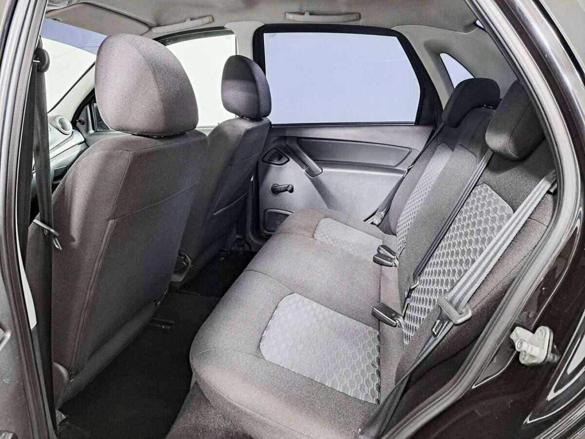 Купить Lada (ВАЗ) Granta с пробегом. Фото: #9