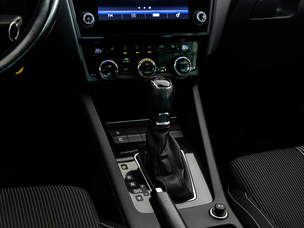 Купить Skoda Octavia с пробегом. Фото: #9