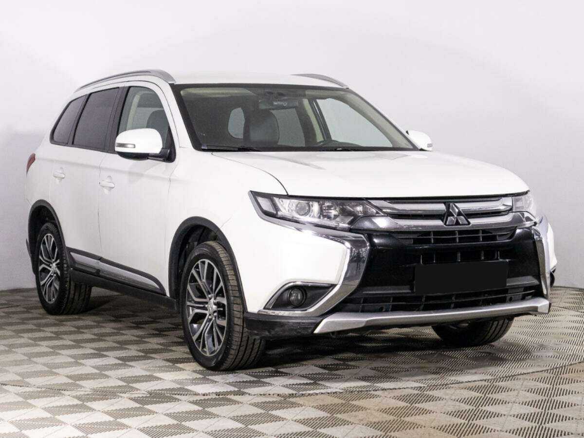 Купить Mitsubishi Outlander с пробегом. Фото: #2