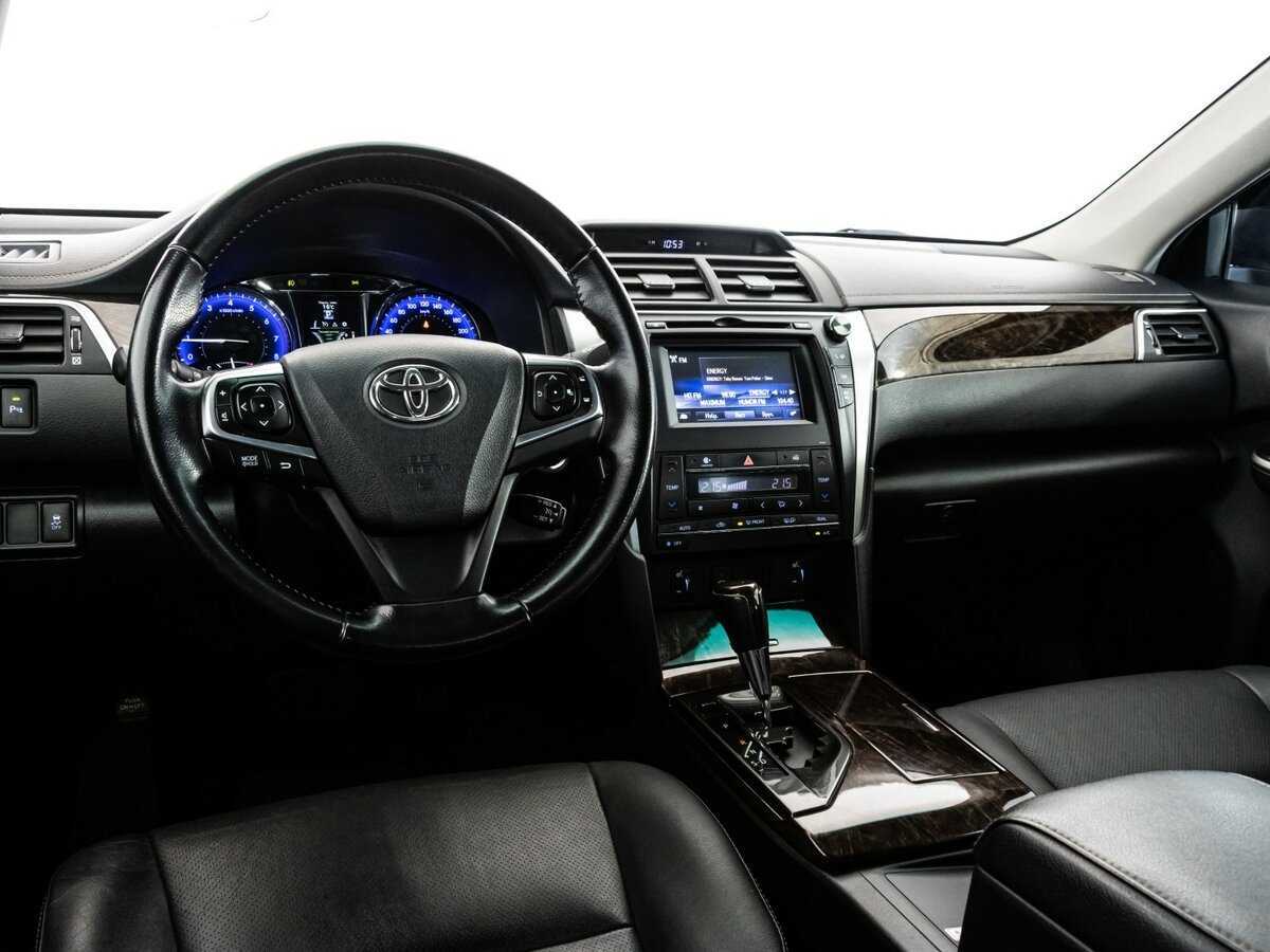 Купить Toyota Camry с пробегом. Фото: #8