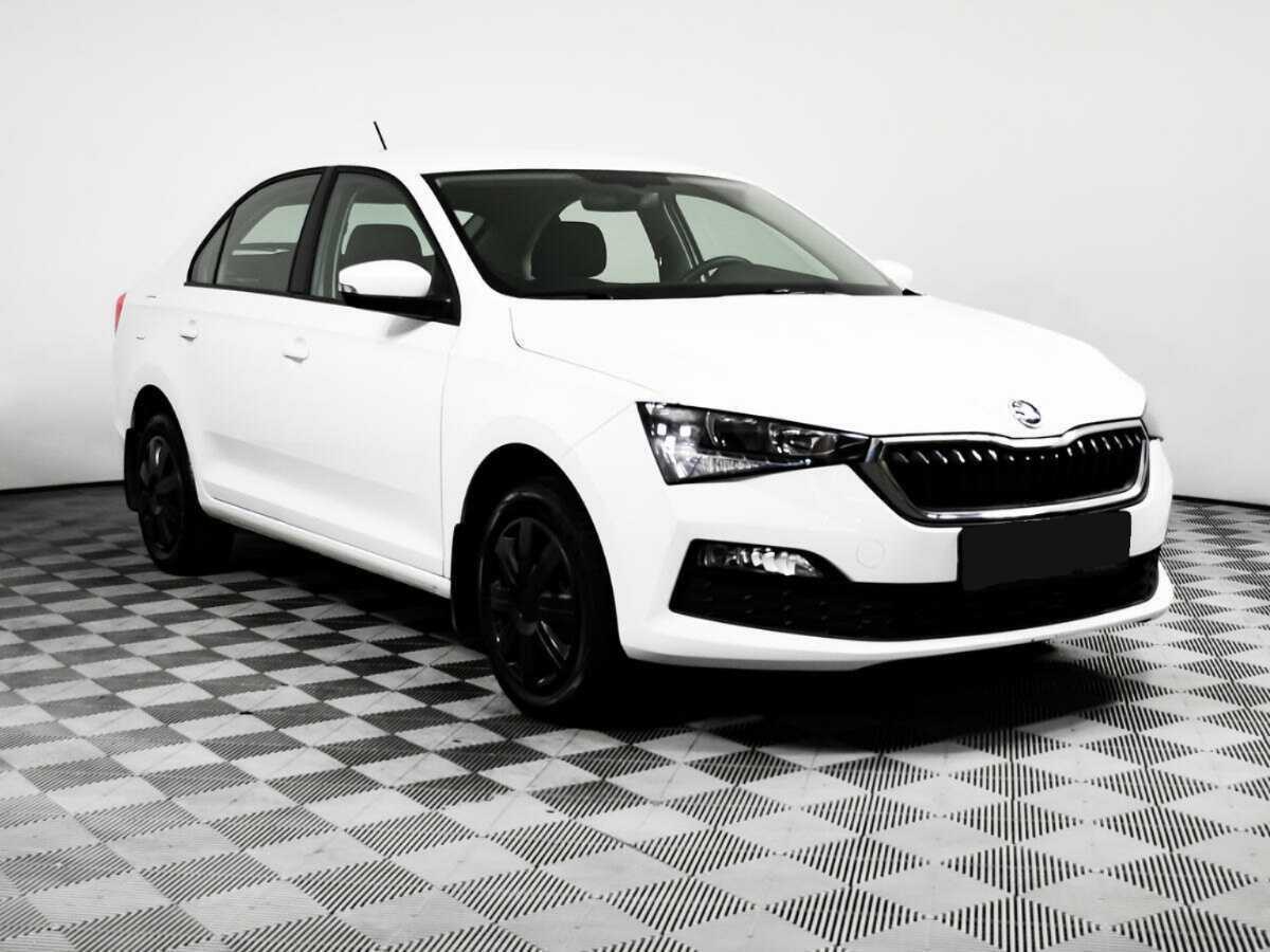Купить Skoda Rapid с пробегом. Фото: #2