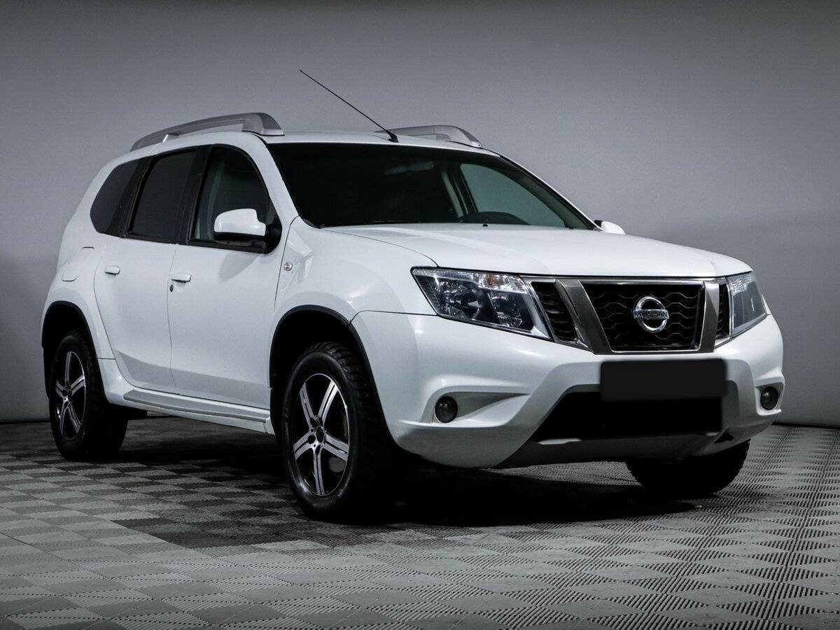 Купить Nissan Terrano с пробегом. Фото: #2