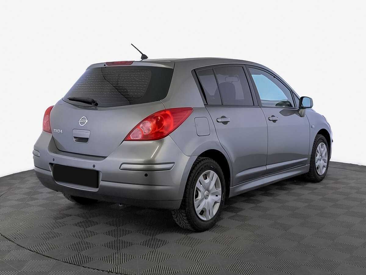 Купить Nissan Tiida с пробегом. Фото: #4