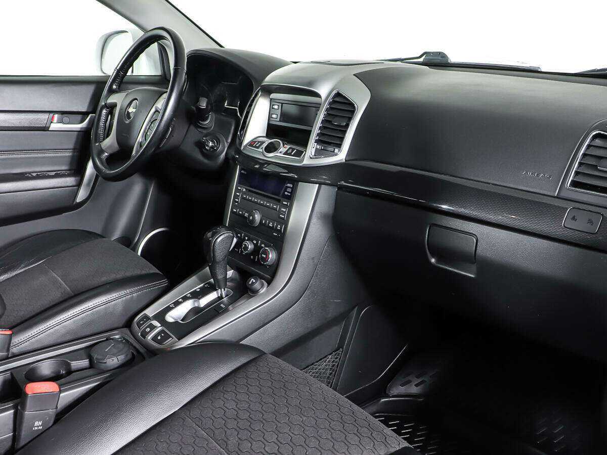 Купить Chevrolet Captiva с пробегом. Фото: #8