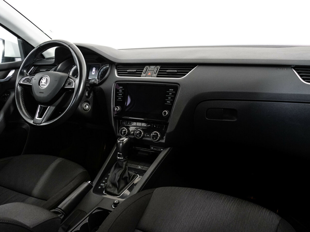 Купить Skoda Octavia с пробегом. Фото: #6
