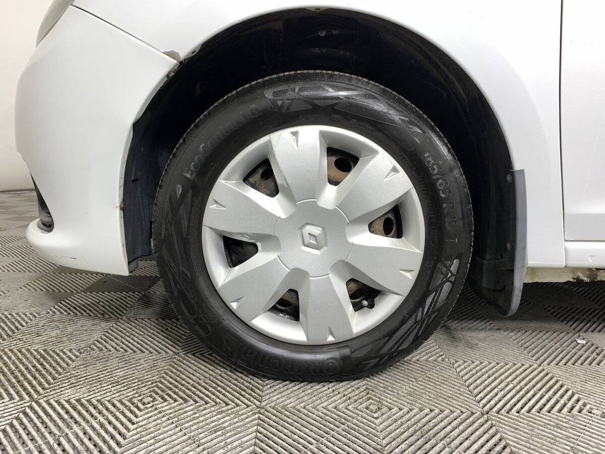 Купить Renault Logan с пробегом. Фото: #8