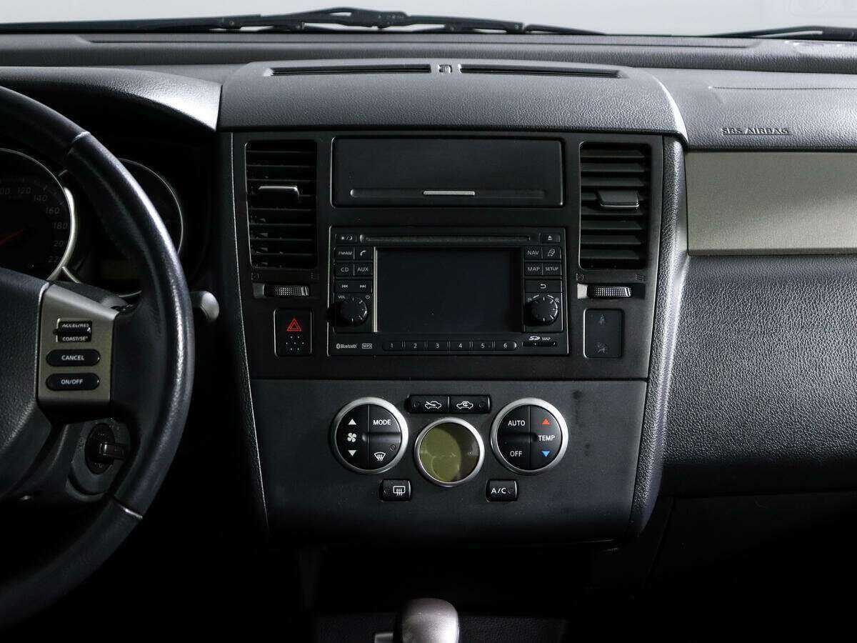 Купить Nissan Tiida с пробегом. Фото: #12