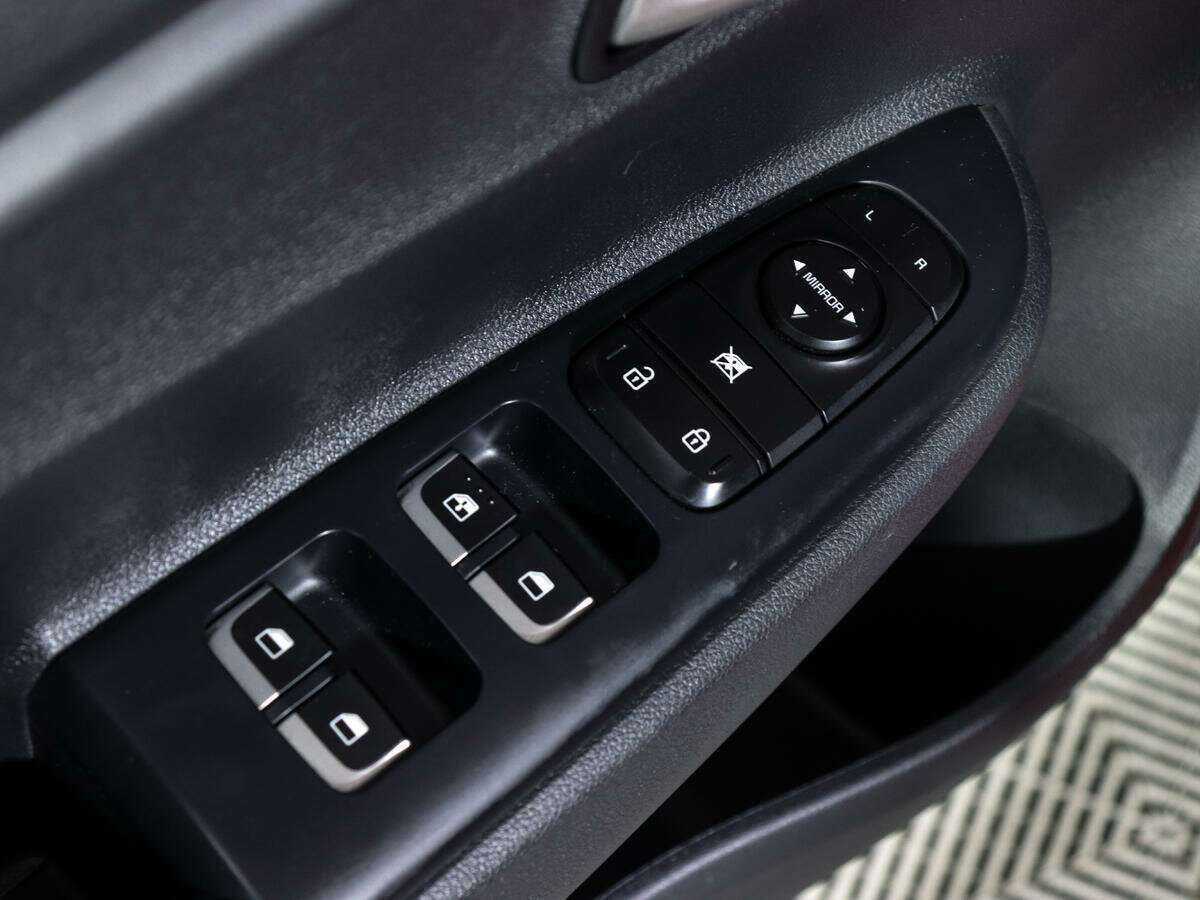 Купить Kia Rio с пробегом. Фото: #15