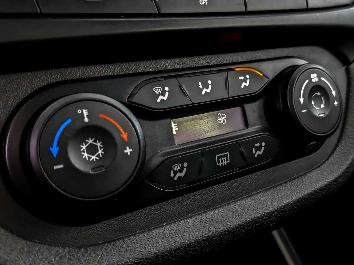 Купить Lada (ВАЗ) Vesta с пробегом. Фото: #20