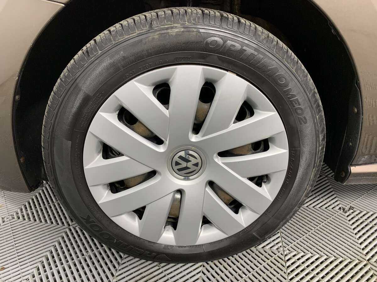 Купить Volkswagen Polo с пробегом. Фото: #14