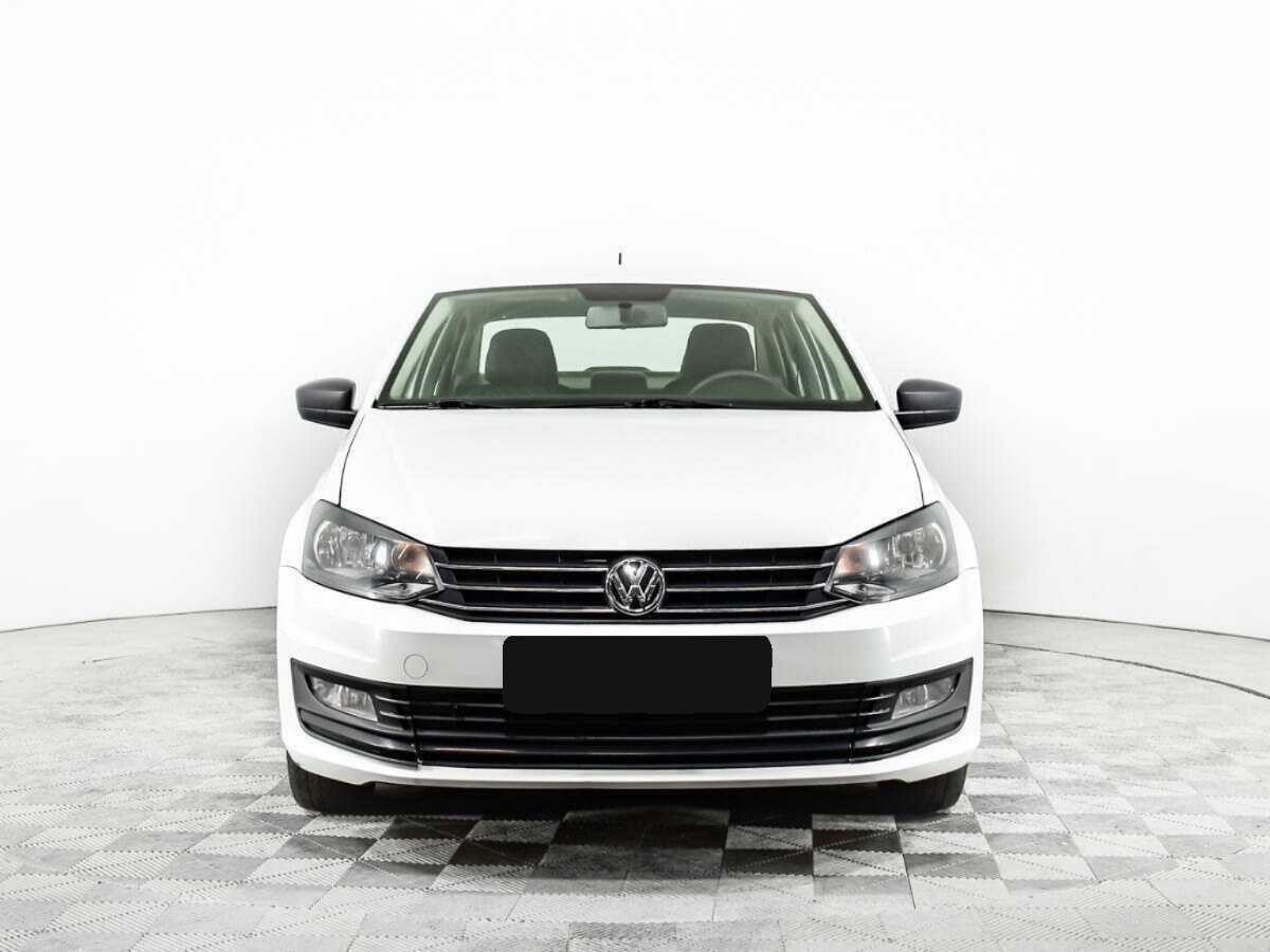 Купить Volkswagen Polo с пробегом. Фото: #1