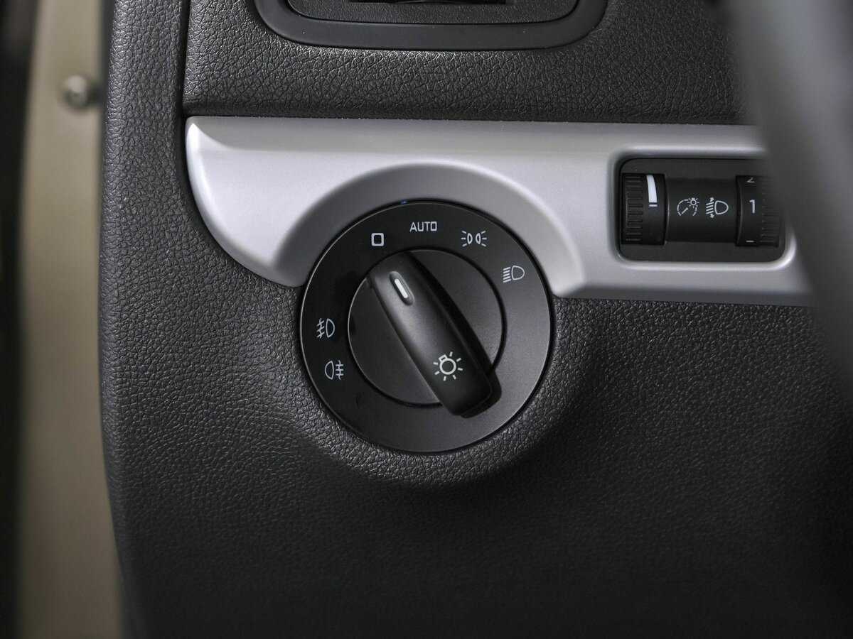 Купить Skoda Yeti с пробегом. Фото: #13