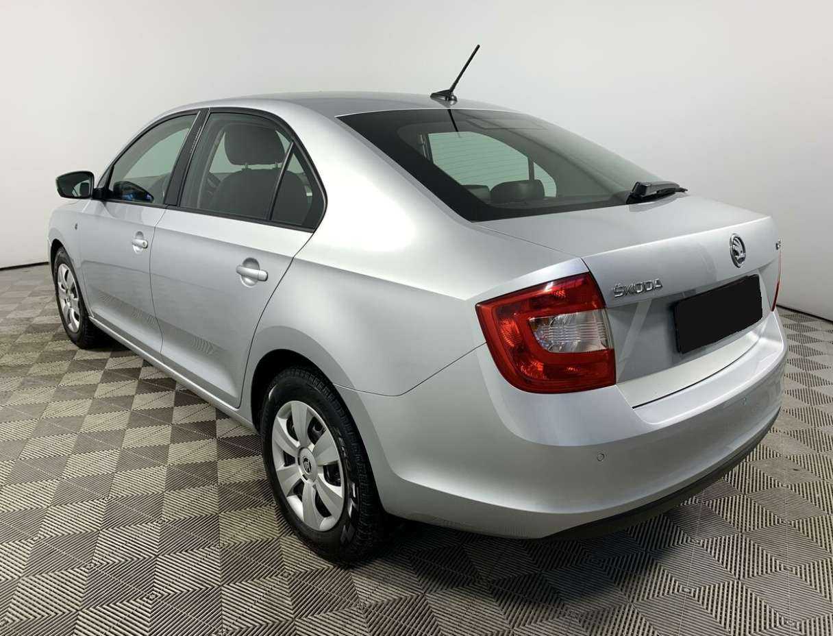 Купить Skoda Rapid с пробегом. Фото: #5