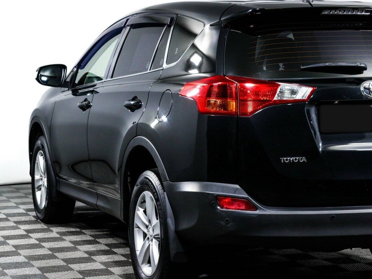 Купить Toyota RAV4 с пробегом. Фото: #16