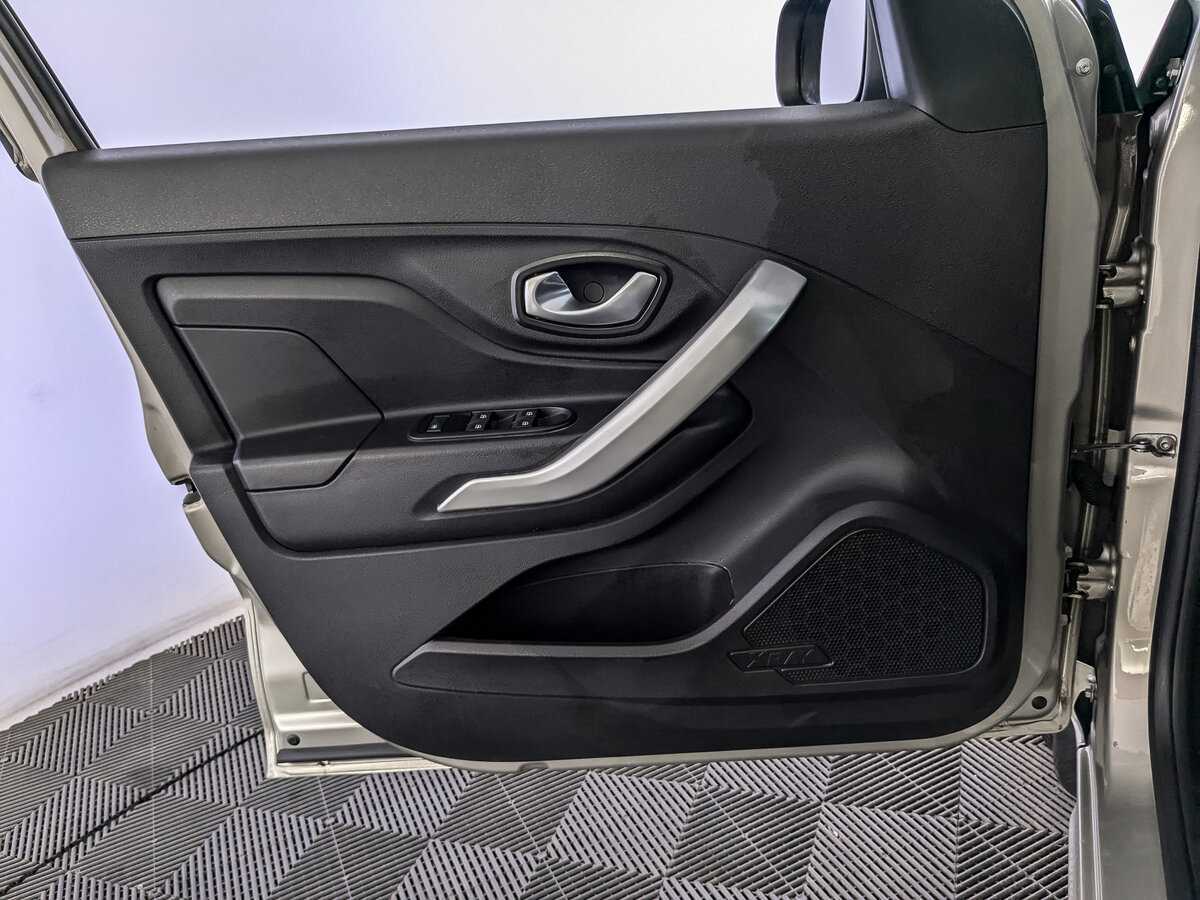 Купить Lada (ВАЗ) XRAY с пробегом. Фото: #14