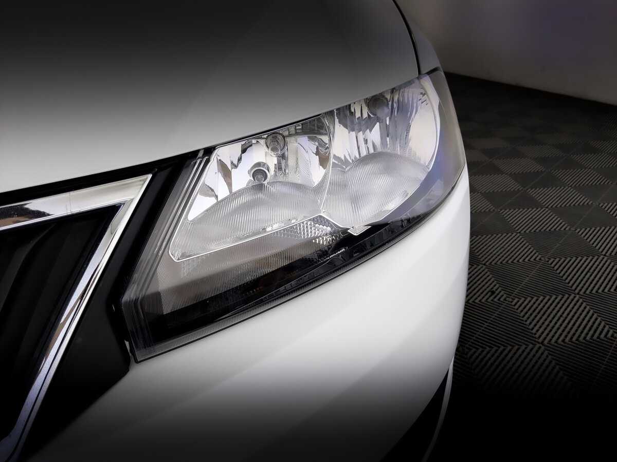 Купить Skoda Rapid с пробегом. Фото: #16