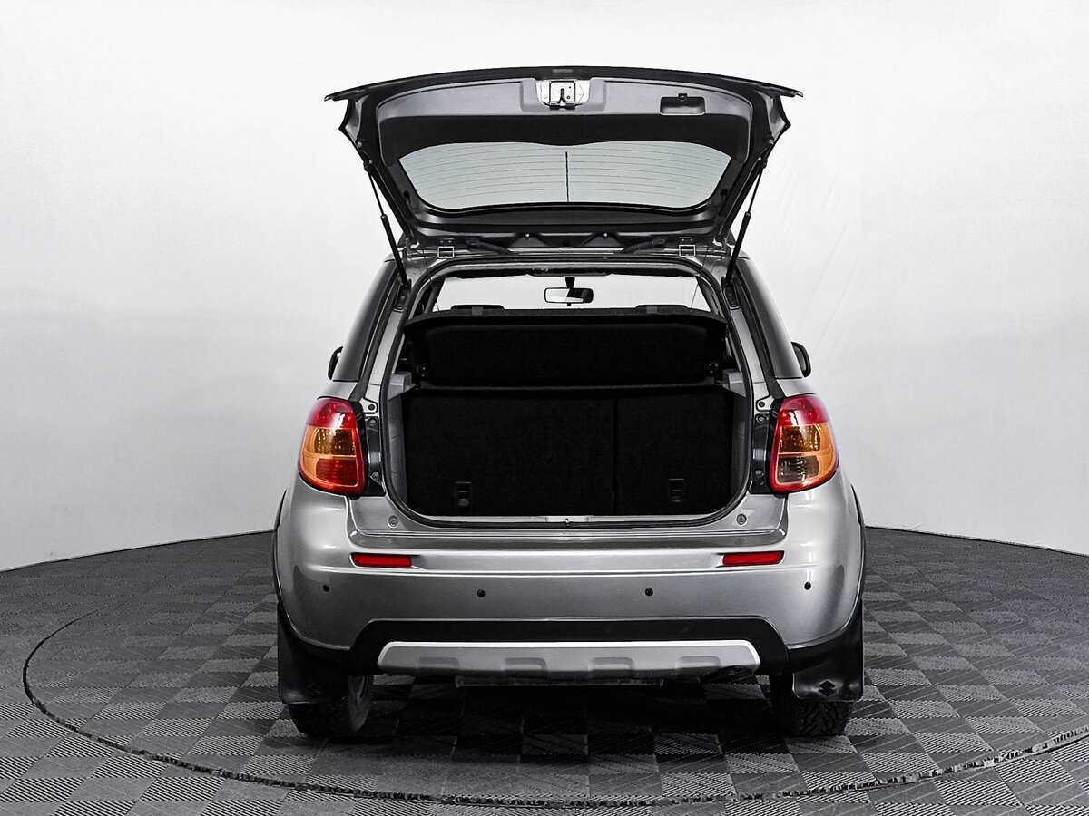 Купить Suzuki SX4 с пробегом. Фото: #9
