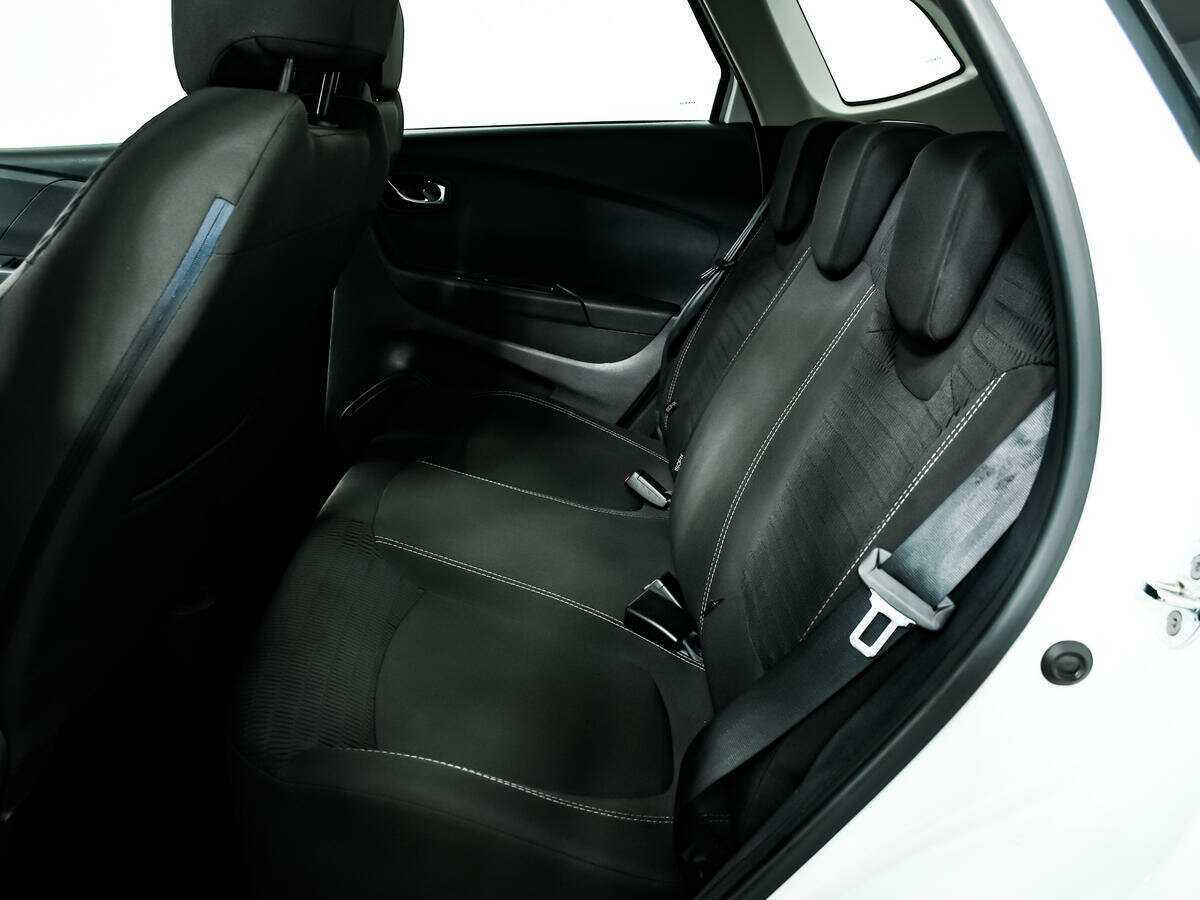 Купить Renault Kaptur с пробегом. Фото: #11