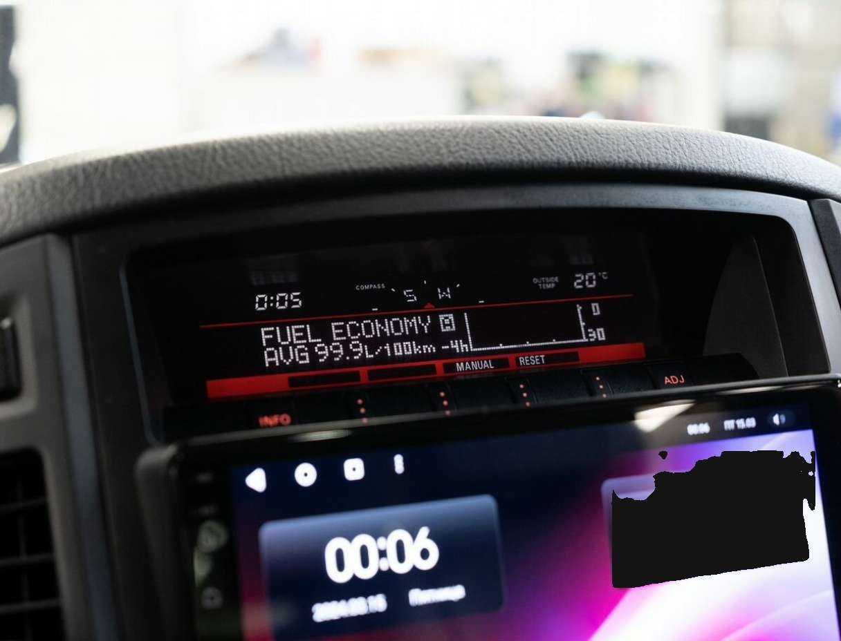 Купить Mitsubishi Pajero с пробегом. Фото: #12