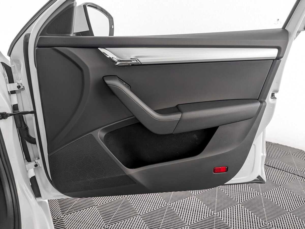 Купить Skoda Octavia с пробегом. Фото: #19