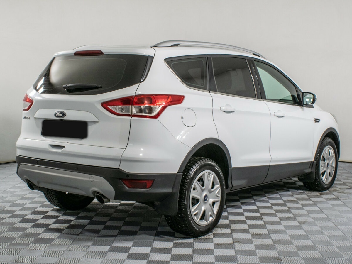 Купить Ford Kuga с пробегом. Фото: #3