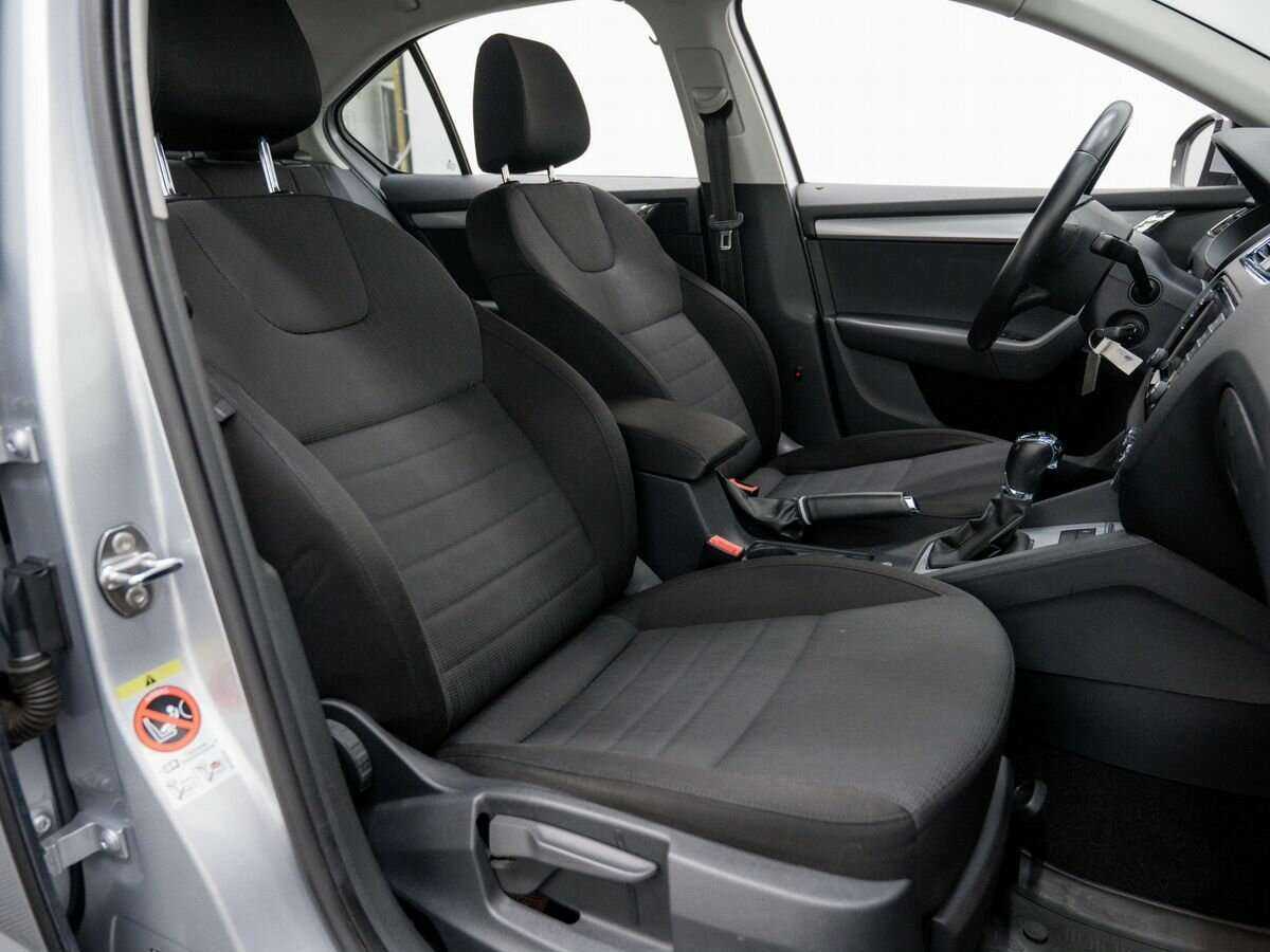 Купить Skoda Octavia с пробегом. Фото: #8