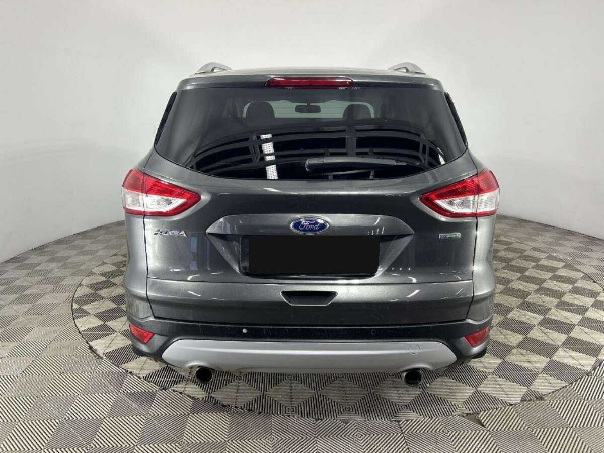 Купить Ford Kuga с пробегом. Фото: #2