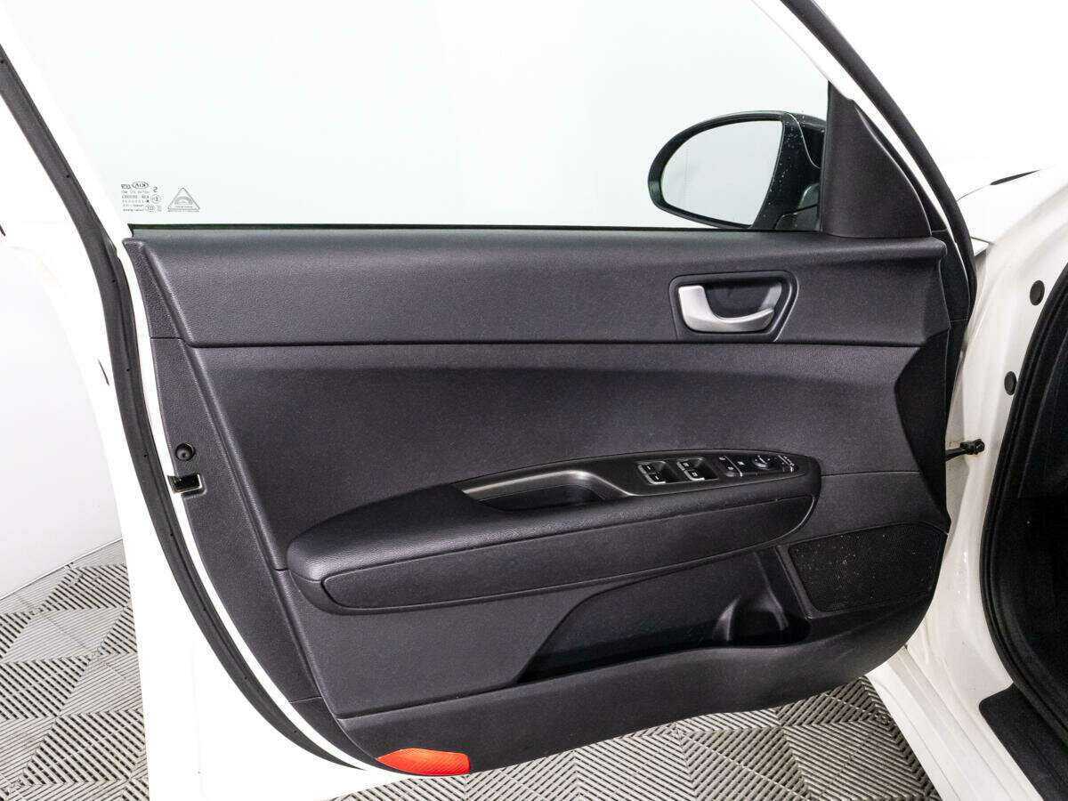 Купить Kia Optima с пробегом. Фото: #20