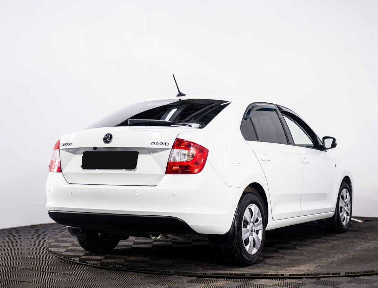 Купить Skoda Rapid с пробегом. Фото: #5