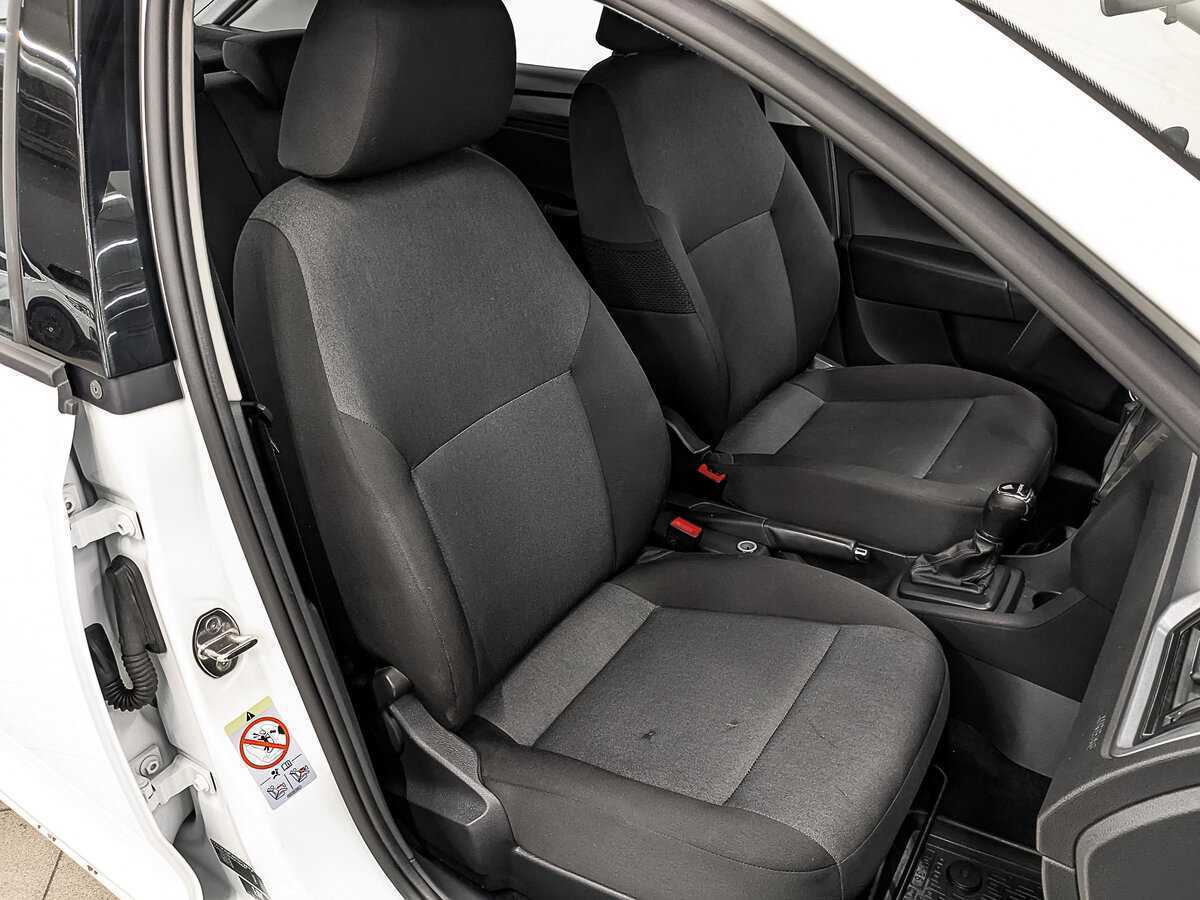 Купить Skoda Rapid с пробегом. Фото: #19