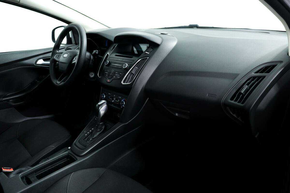 Купить Ford Focus с пробегом. Фото: #8