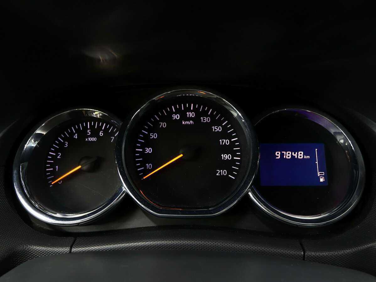 Купить Renault Duster с пробегом. Фото: #10