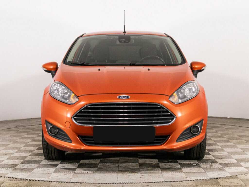 Купить Ford Fiesta с пробегом. Фото: #1